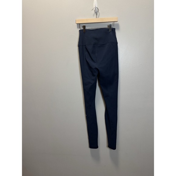 Alo Yoga Ripped Warrior Leggings Women's XS Navy Laser Cut Slots Distressed - Picture 9 of 10